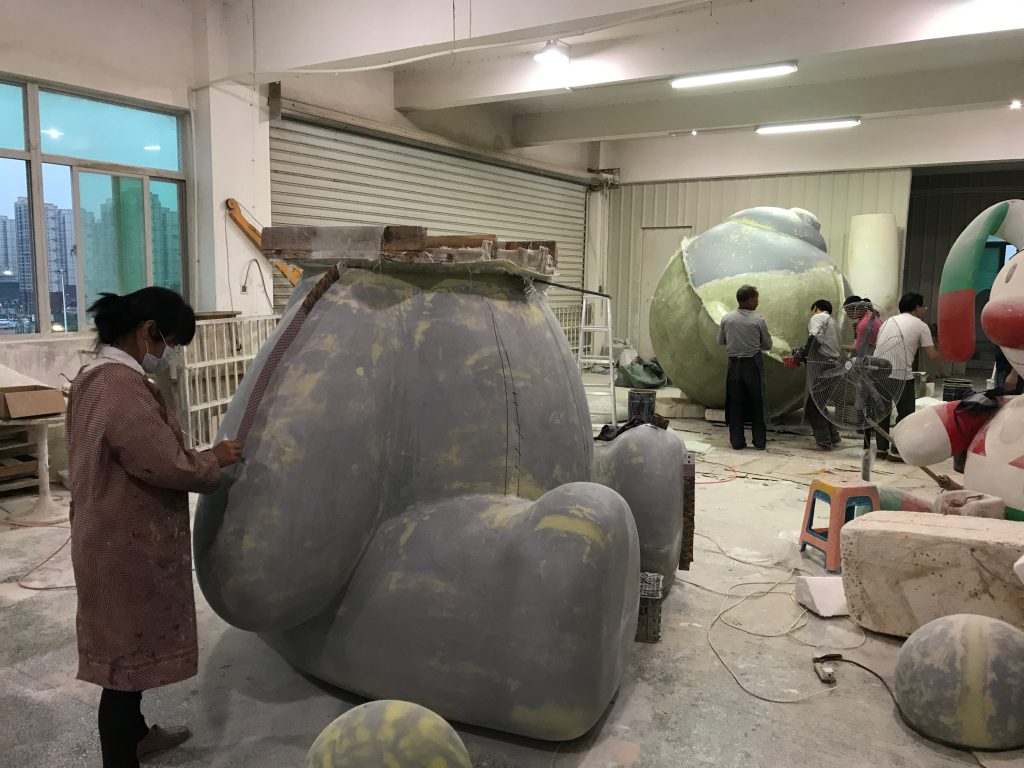 玻璃钢熊雕塑